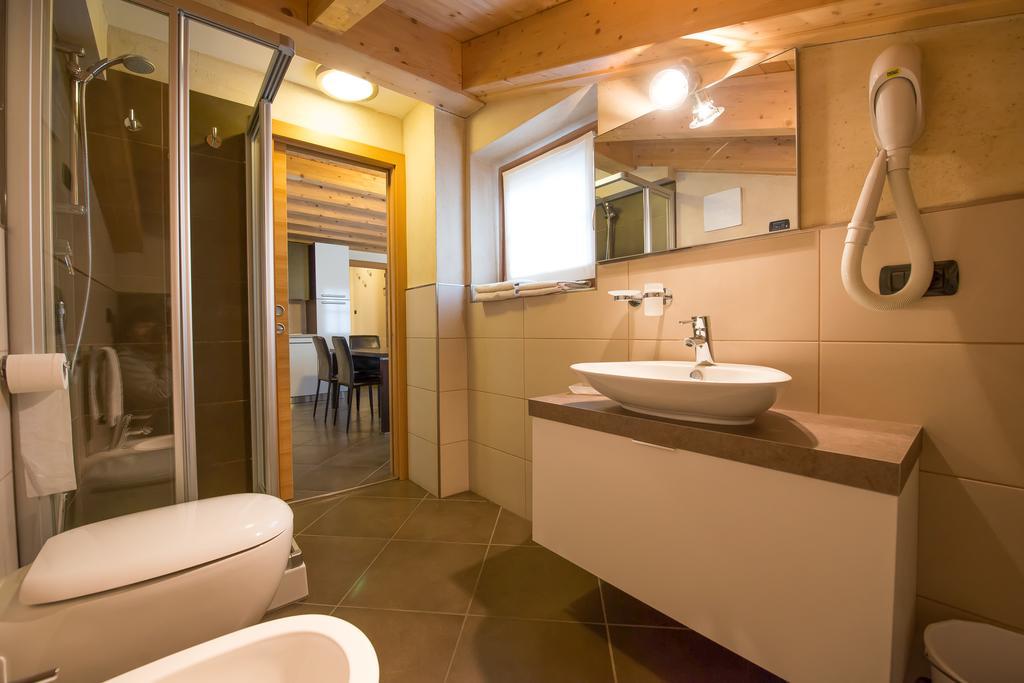 Casa Gallo Livigno Rom bilde